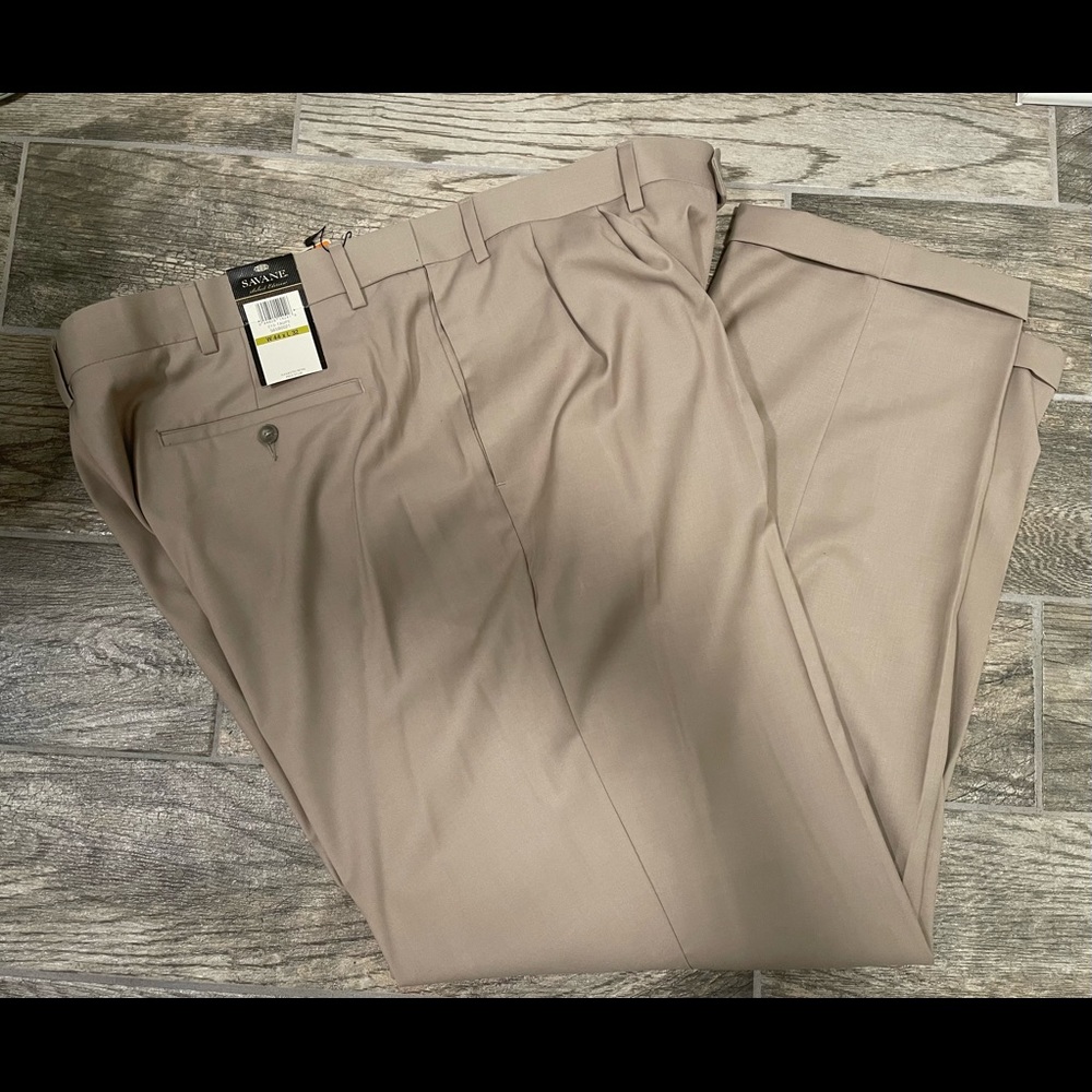 Savane Men’s Select Edition Dress Pants, 44W x 32L, NWT